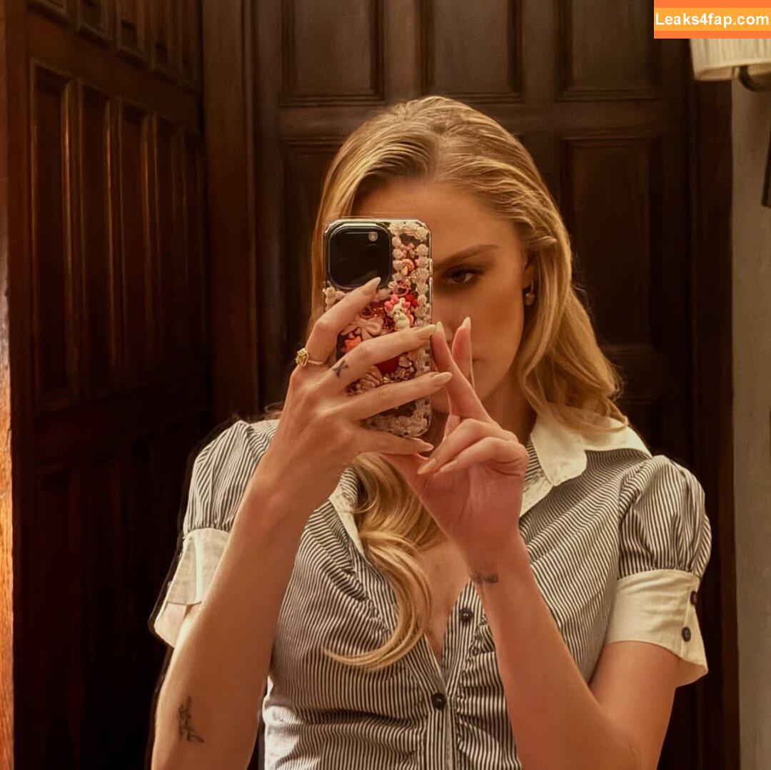 Maika Monroe / maikamonroe leaked photo photo #0323