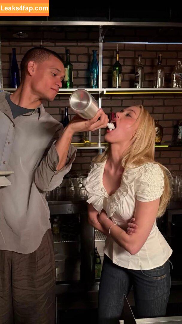 Maika Monroe / maikamonroe leaked photo photo #0362