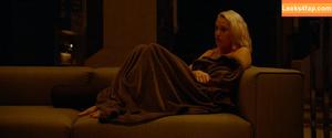 Maika Monroe photo #0009