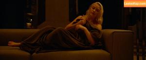 Maika Monroe photo #0056