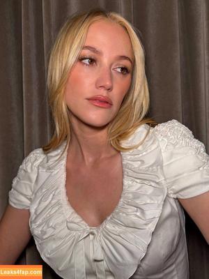 Maika Monroe photo #0342