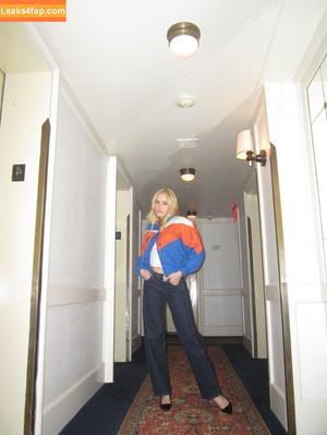 Maika Monroe photo #0343