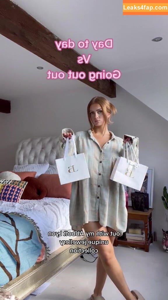 Maisie Smith / maisiesmithofficial leaked photo photo #0369