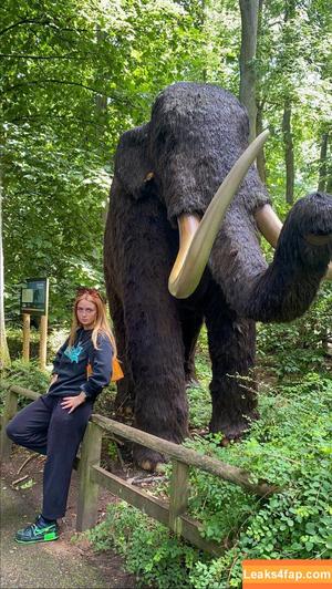 Maisie Smith photo #0090