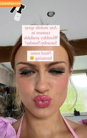 Maisie Smith photo #0382