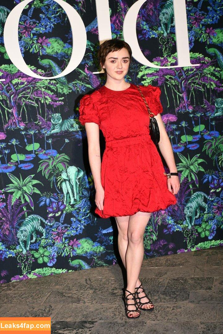 Maisie Williams / Maisie_Williams слитое фото фото #0314