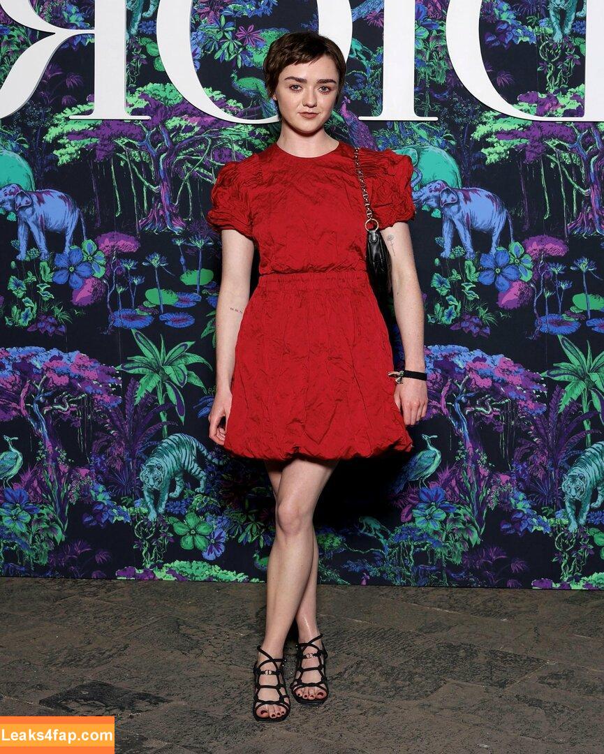 Maisie Williams / Maisie_Williams слитое фото фото #0316
