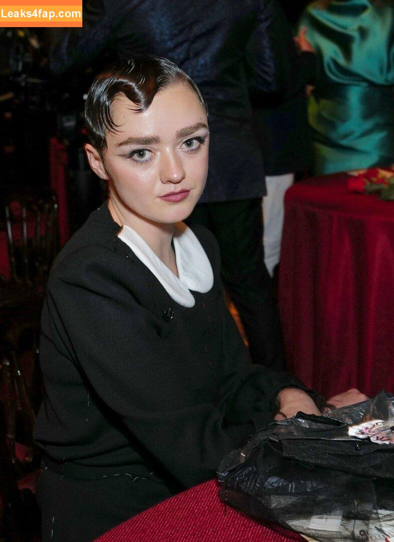 Maisie Williams / Maisie_Williams слитое фото фото #0447