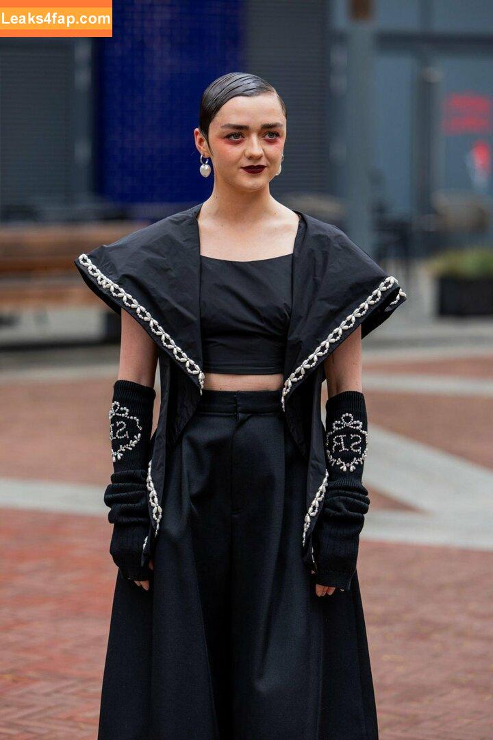 Maisie Williams / Maisie_Williams слитое фото фото #0473