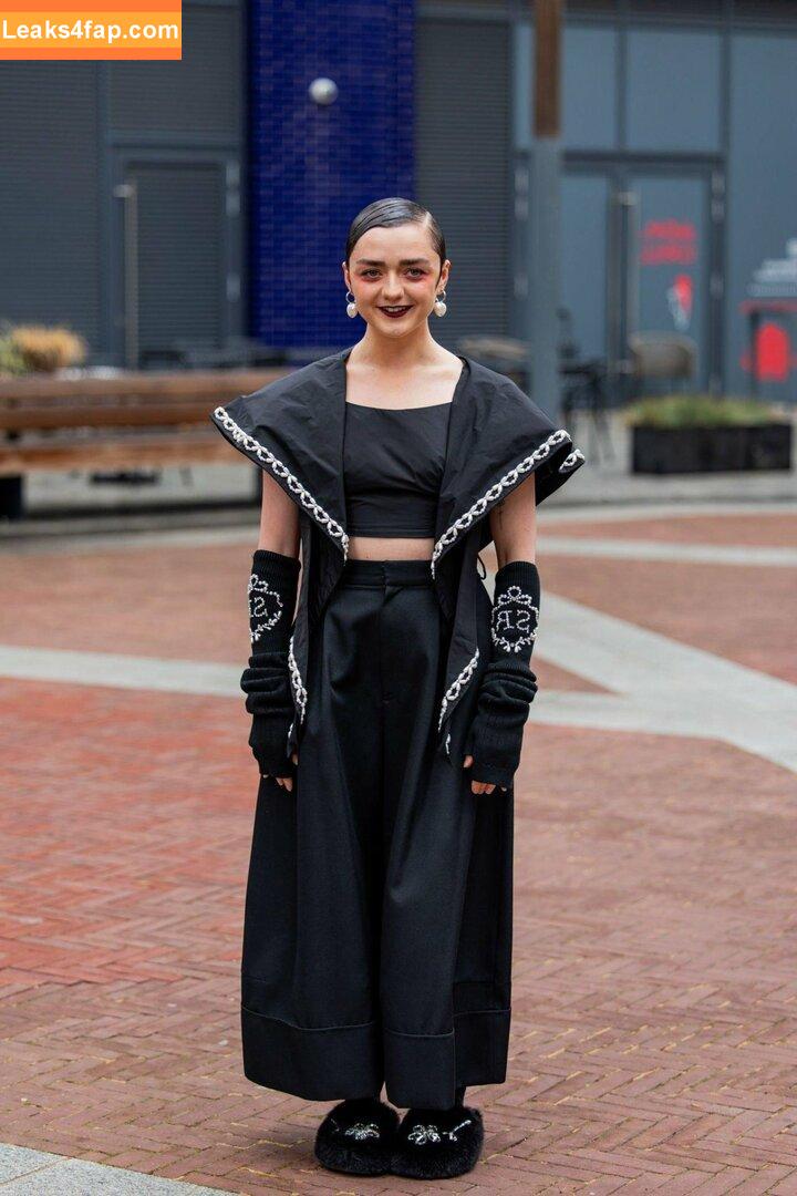 Maisie Williams / Maisie_Williams слитое фото фото #0474