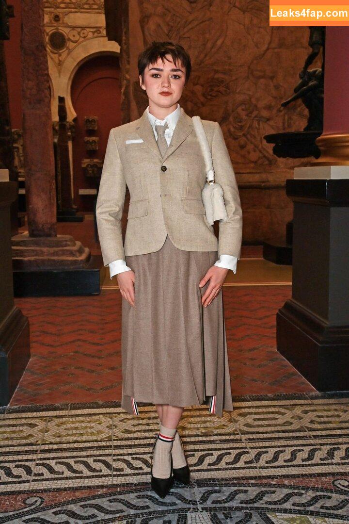 Maisie Williams / Maisie_Williams слитое фото фото #0513