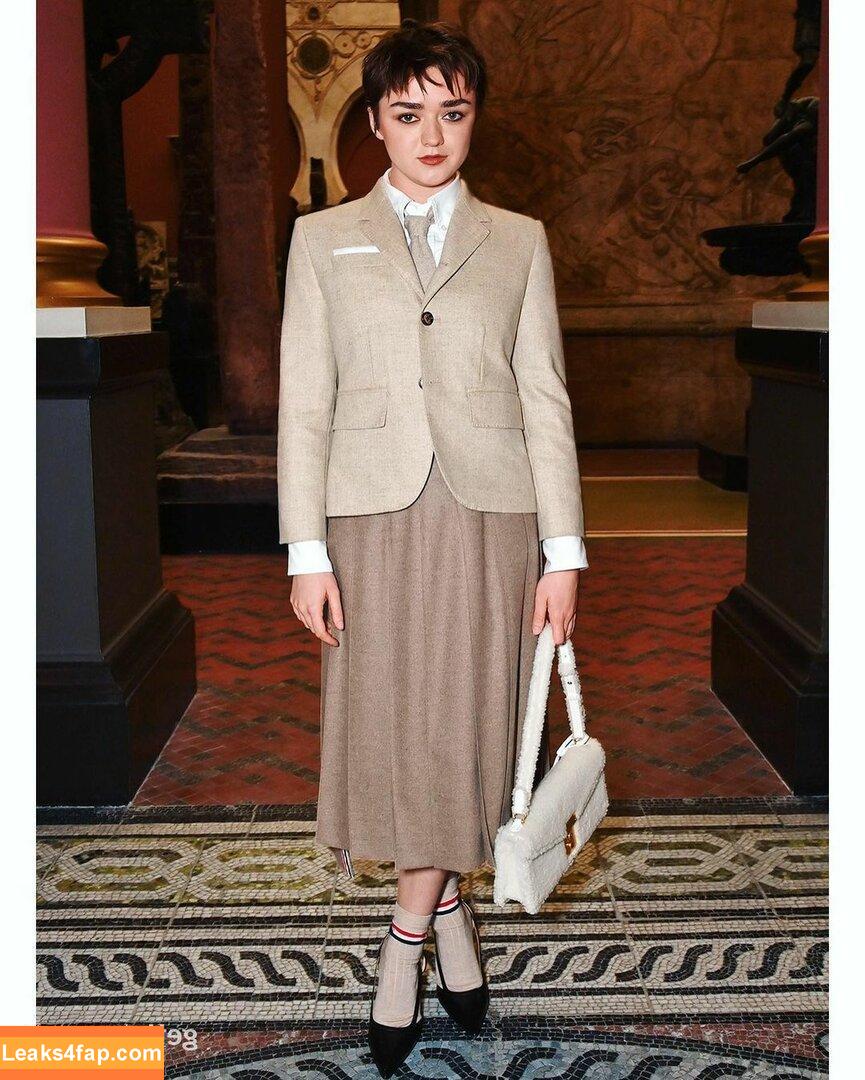 Maisie Williams / Maisie_Williams слитое фото фото #0514