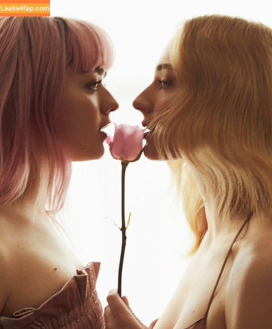 Maisie Williams / Maisie_Williams слитое фото фото #0552