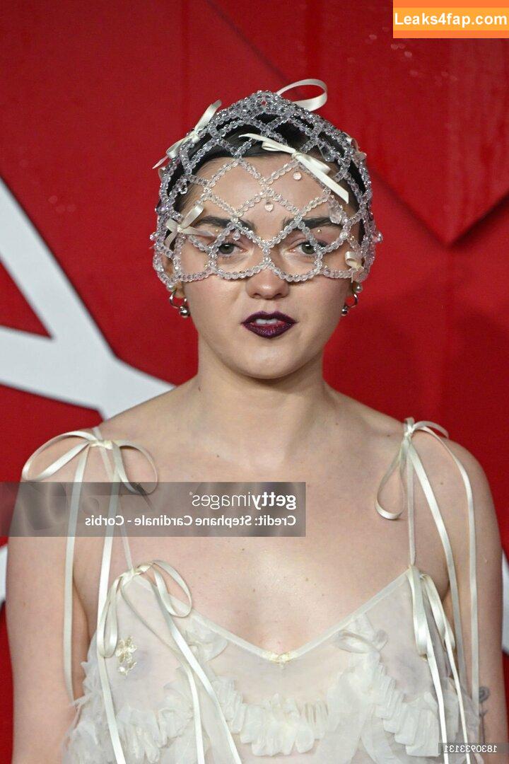 Maisie Williams / Maisie_Williams слитое фото фото #0695