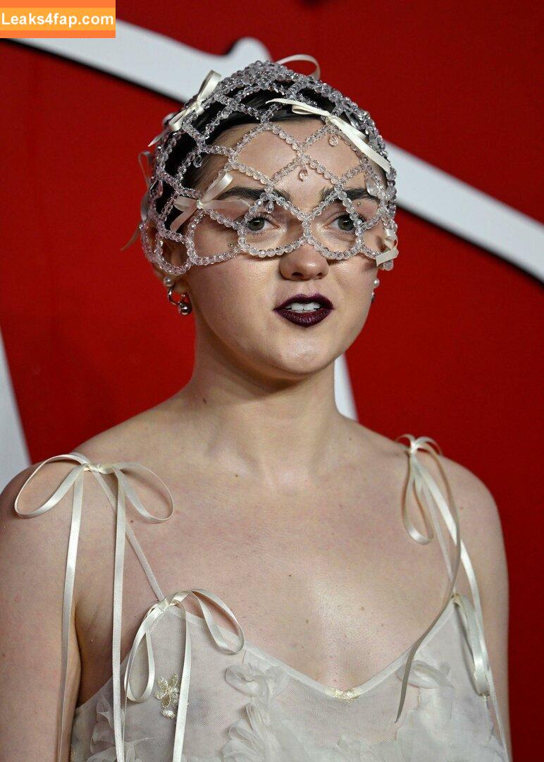 Maisie Williams / Maisie_Williams слитое фото фото #0945