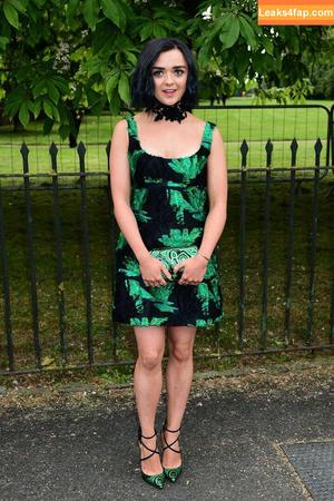 Maisie Williams photo #0056