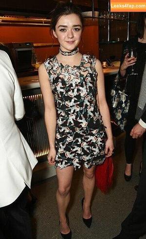 Maisie Williams photo #0069