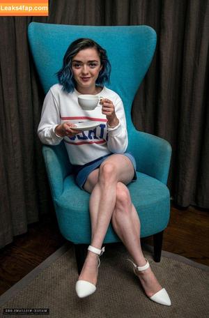 Maisie Williams photo #0079