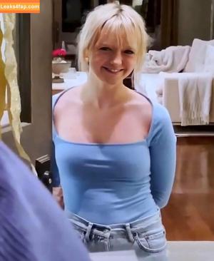 Maisie Williams photo #0112