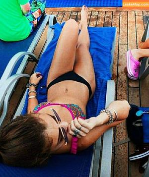 Maisie Williams photo #0203