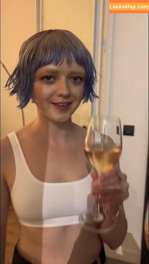 Maisie Williams photo #0218