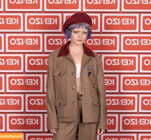 Maisie Williams photo #0225