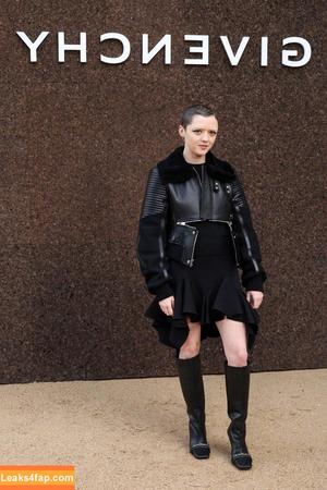 Maisie Williams photo #0234