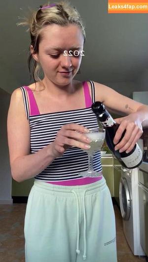 Maisie Williams photo #0254