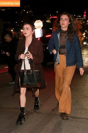 Maisie Williams photo #0283