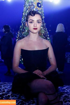 Maisie Williams photo #0293