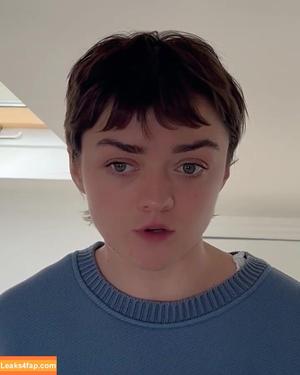 Maisie Williams photo #0329