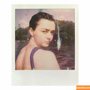 Maisie Williams photo #0363