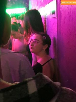 Maisie Williams photo #0409