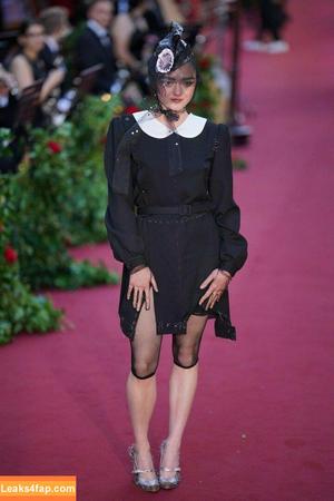 Maisie Williams фото #0444