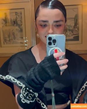 Maisie Williams фото #0472