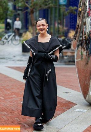 Maisie Williams фото #0475