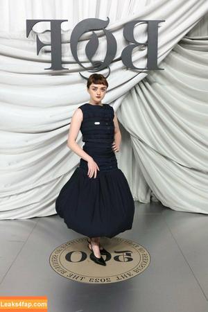 Maisie Williams фото #0500