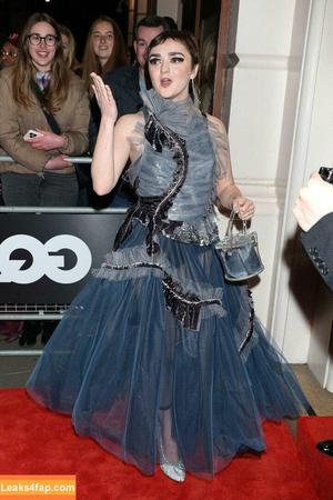 Maisie Williams фото #0579