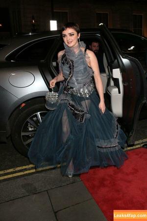 Maisie Williams фото #0584