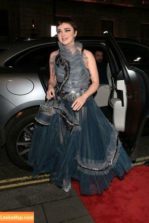 Maisie Williams фото #0586