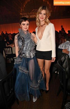 Maisie Williams фото #0588
