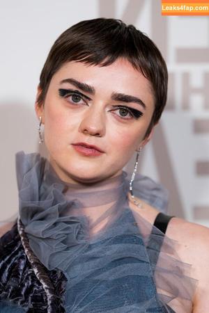 Maisie Williams фото #0599