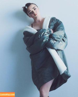 Maisie Williams фото #0606