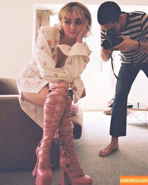 Maisie Williams фото #0648