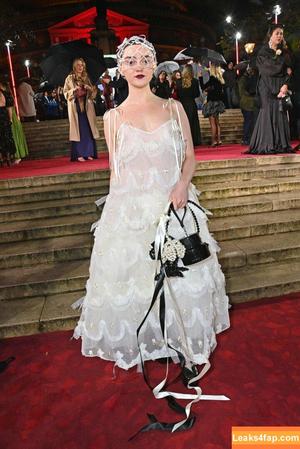 Maisie Williams фото #0687