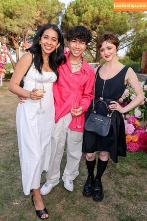 Maisie Williams фото #0716