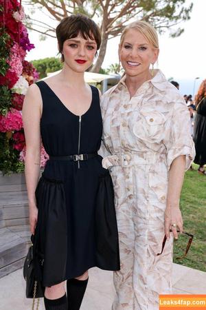 Maisie Williams фото #0717