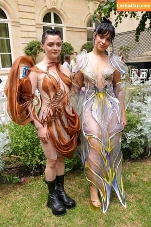 Maisie Williams фото #0764