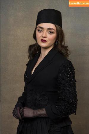 Maisie Williams фото #0813
