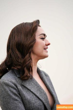 Maisie Williams фото #0883